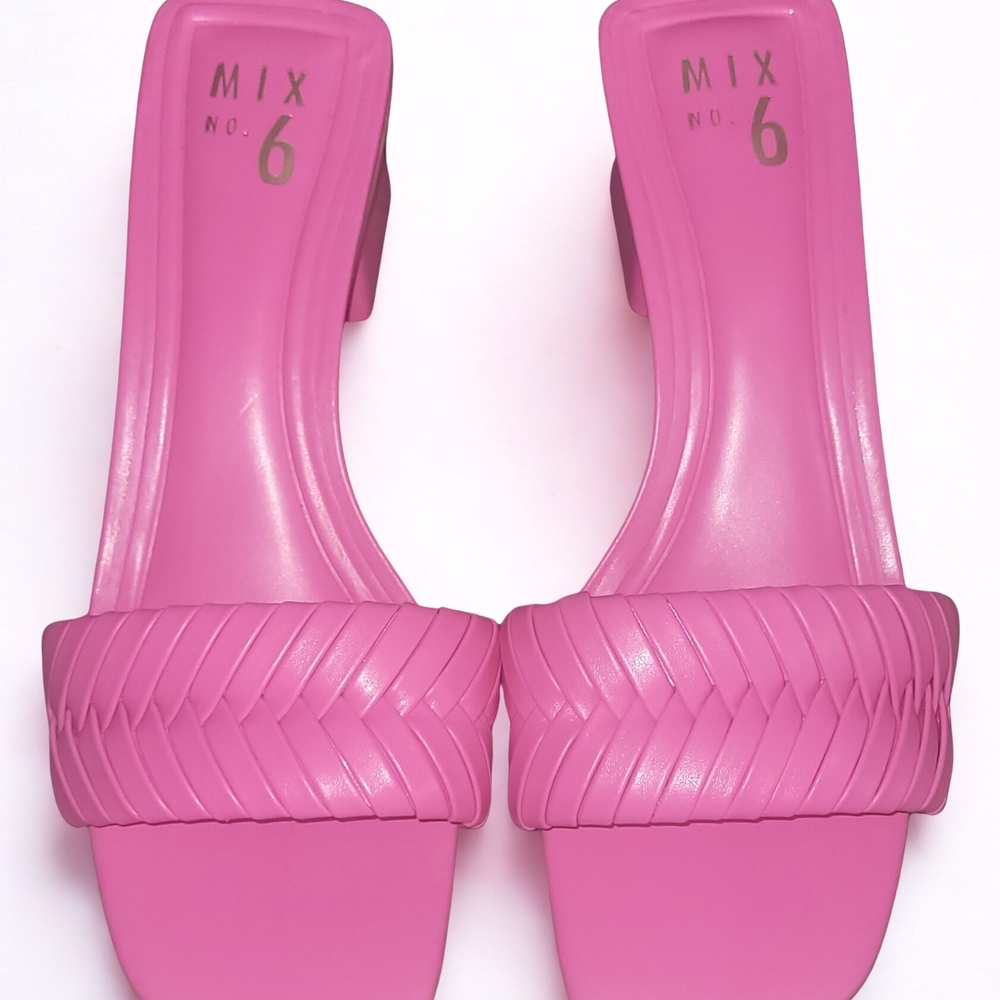 Mix No. 6 Women's Vibrant Pink Sandals NWOT